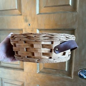 Vintage Pyrex Casserole Carrier Basket Round